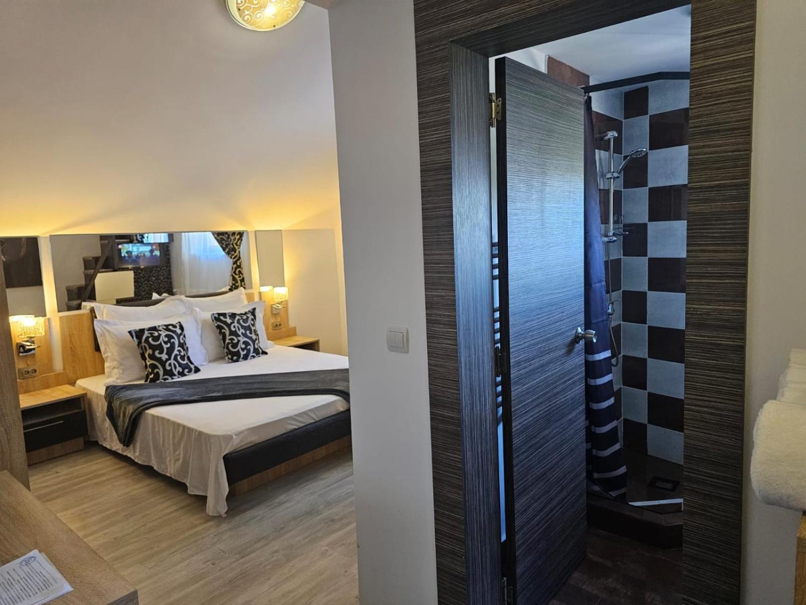 Theline Hotel Bucharest Luaran gambar